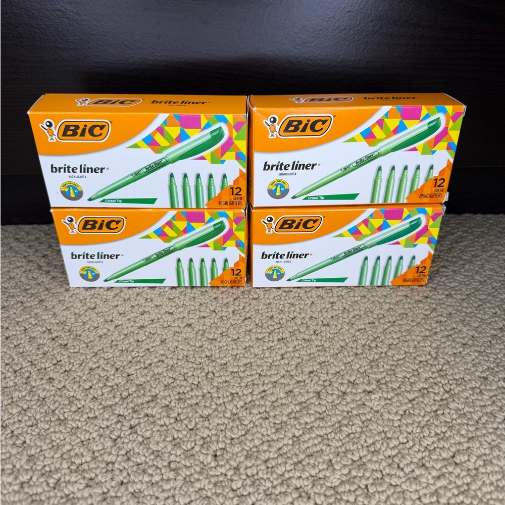 BIC BL11 Brite Liner Green Highlighter Markers Chisel Point Box Of 12 - 4 packs